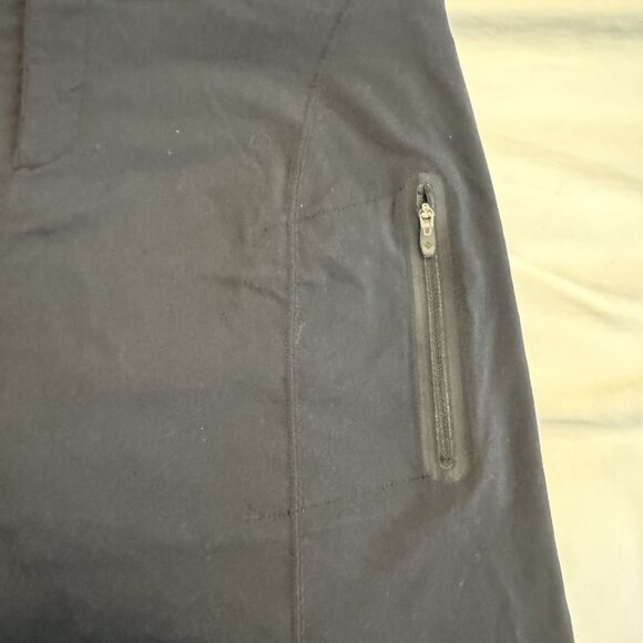 Columbia Size 10 Women's Athletic Black Skort with Zip Pocket - Performance Acti - Picture 4 of 5